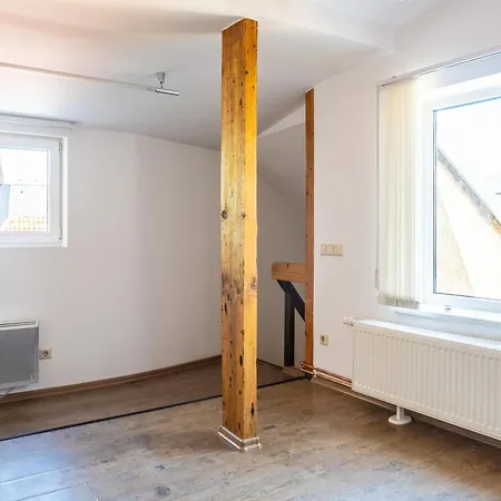 דירה Jacob Residence, Loft Old Riga, 6 Sleeps ריגה