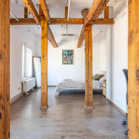 Jacob Residence, Loft Old Riga, 6 Sleeps Appartamento